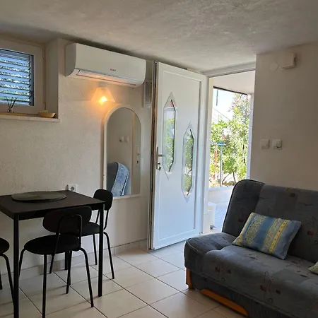 Apartment Sparadici