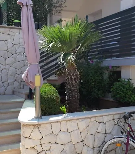 Apartment Sparadici *