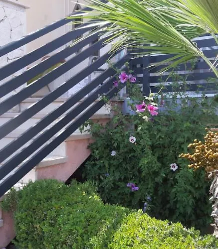 Sparadici 아파트 Grebaštica